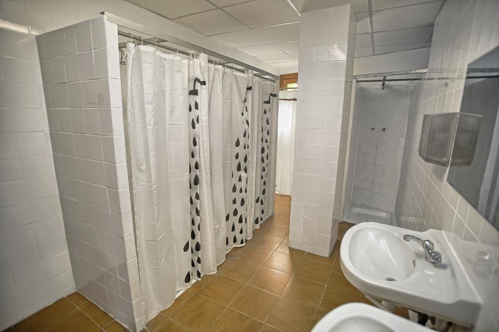 Albergue Velarta Vilanova i la Geltrú Extérieur photo