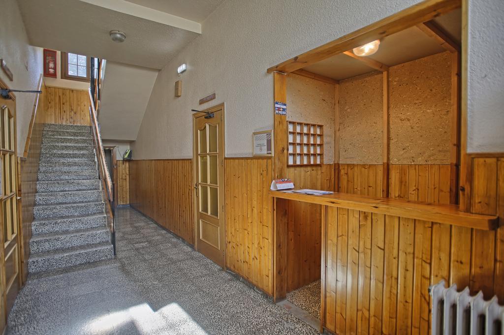 Albergue Velarta Vilanova i la Geltrú Extérieur photo
