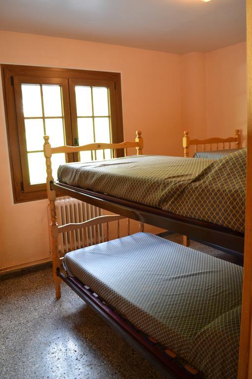 Albergue Velarta Vilanova i la Geltrú Extérieur photo